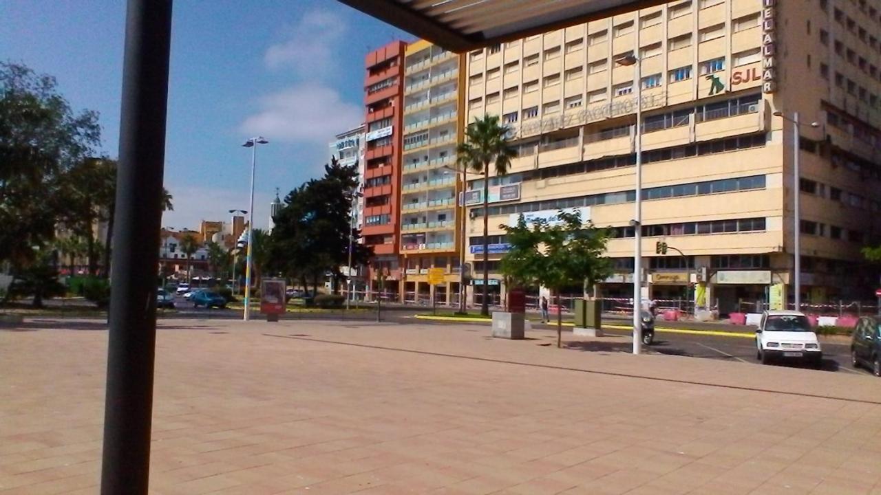 Hostel Puerto Algeciras Exterior foto